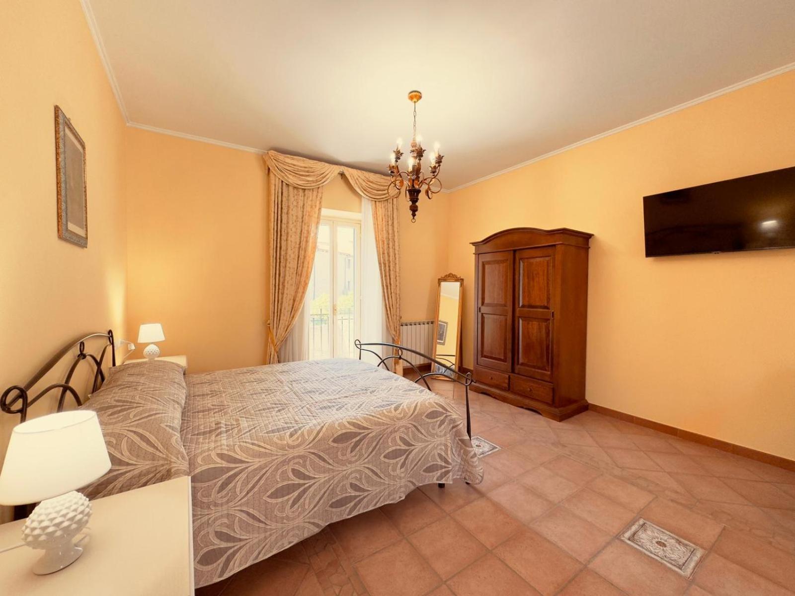 Casa Pepe - Fondi Vertice Rooms Extérieur photo