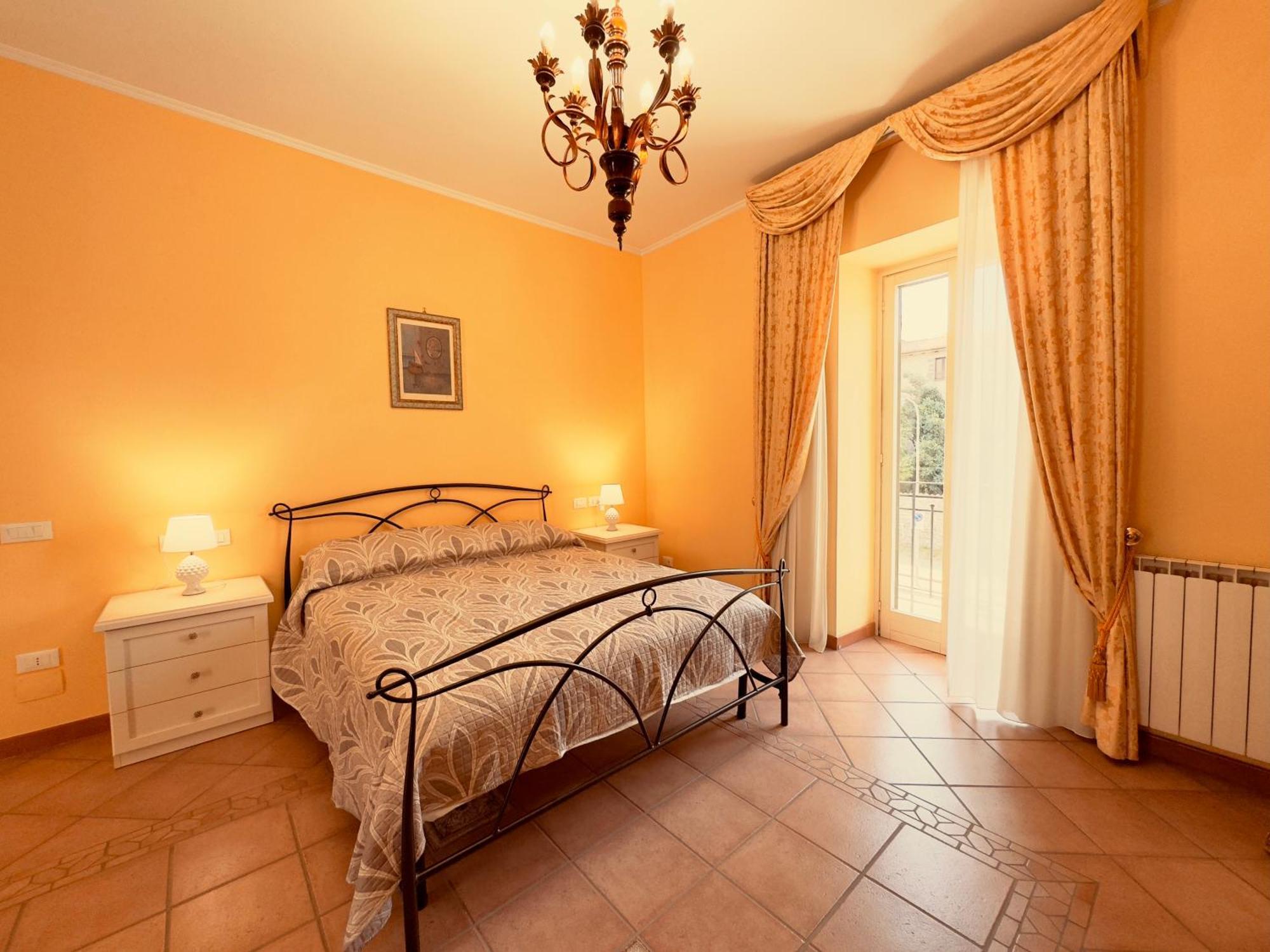 Casa Pepe - Fondi Vertice Rooms Extérieur photo