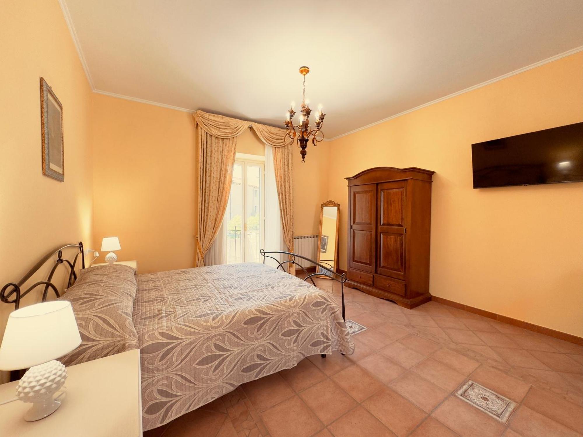 Casa Pepe - Fondi Vertice Rooms Extérieur photo